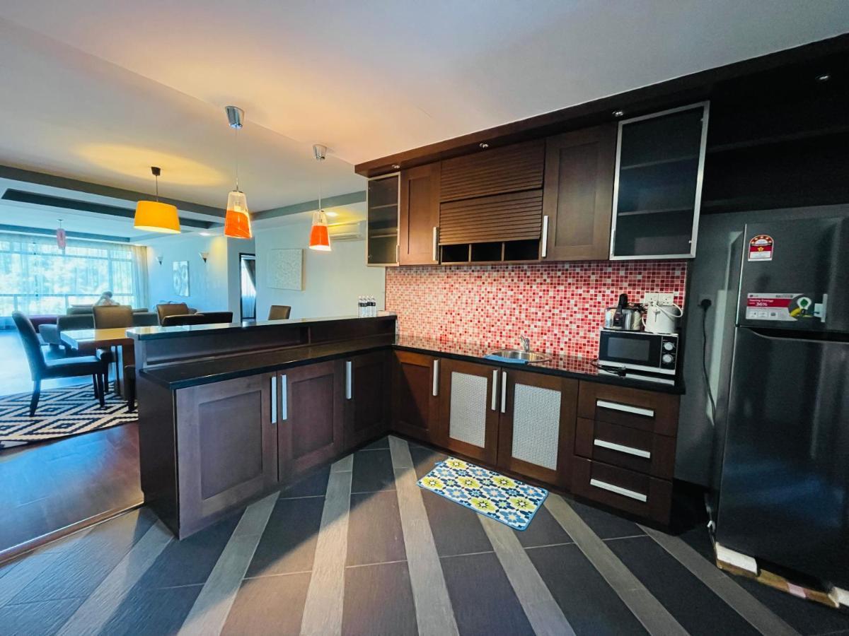 Aa Residen Luxury Condo Homestay 18Mins Walk Tanjung Aru Beach & Golf Course, Not Beach Side Resort Kota Kinabalu Ngoại thất bức ảnh